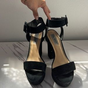 Steve madden chunky platform heels in black